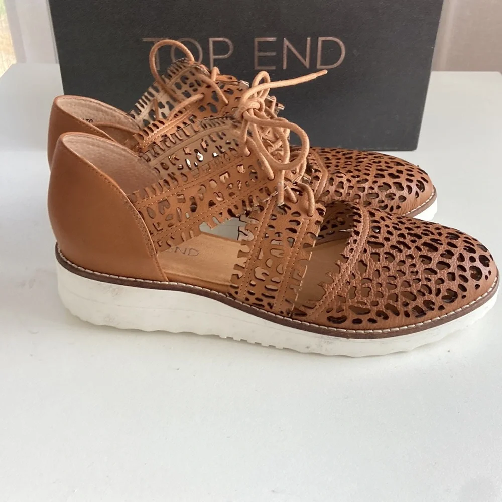 Top End Olay-To Tan Leather Sandals - Picture 2 of 5